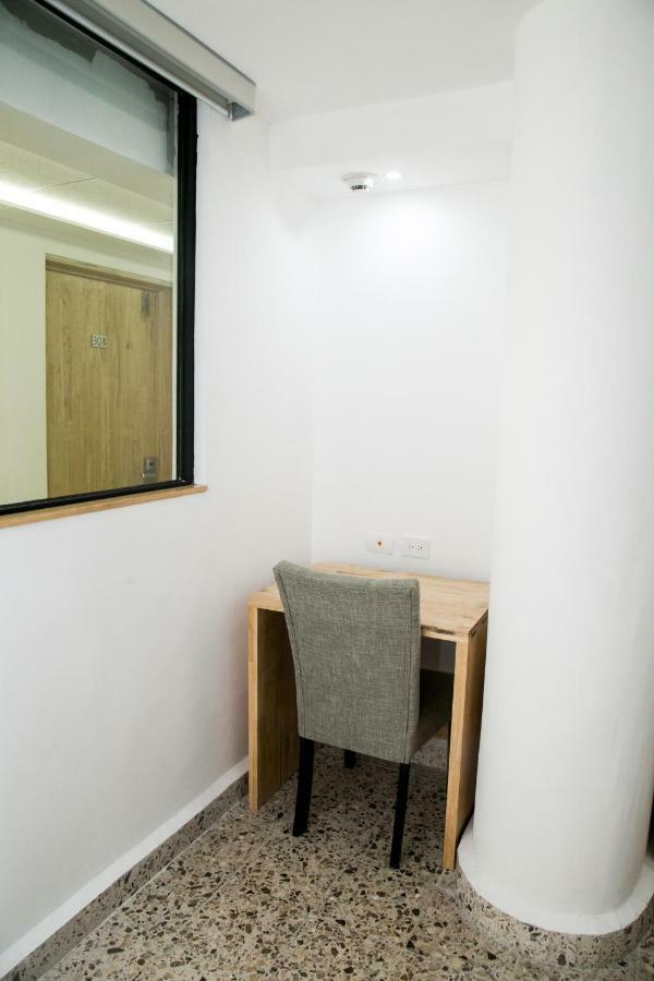 Booking 500 Monterrey Eksteriør billede