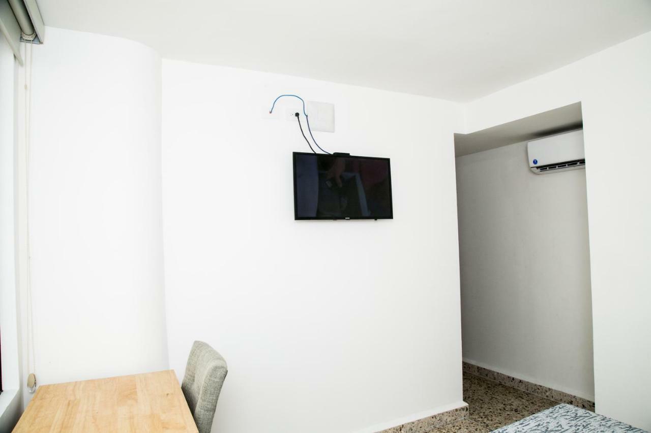 Booking 500 Monterrey Eksteriør billede