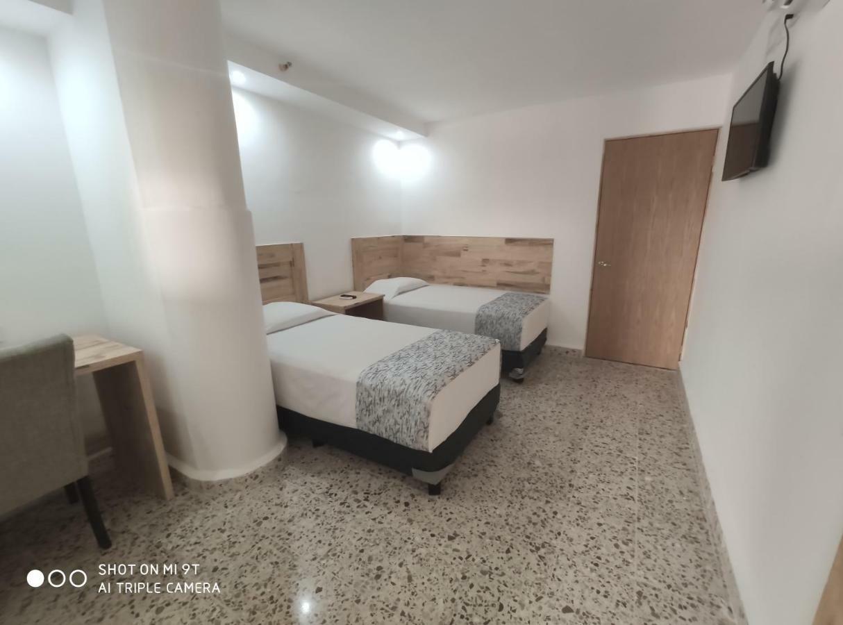 Booking 500 Monterrey Eksteriør billede